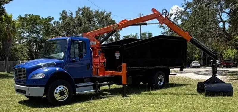 2020 Freightliner M2 106